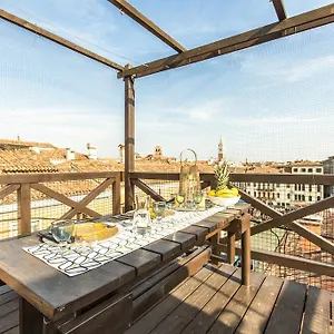 grand-canal-design-apartment.hotelinveneto.com/