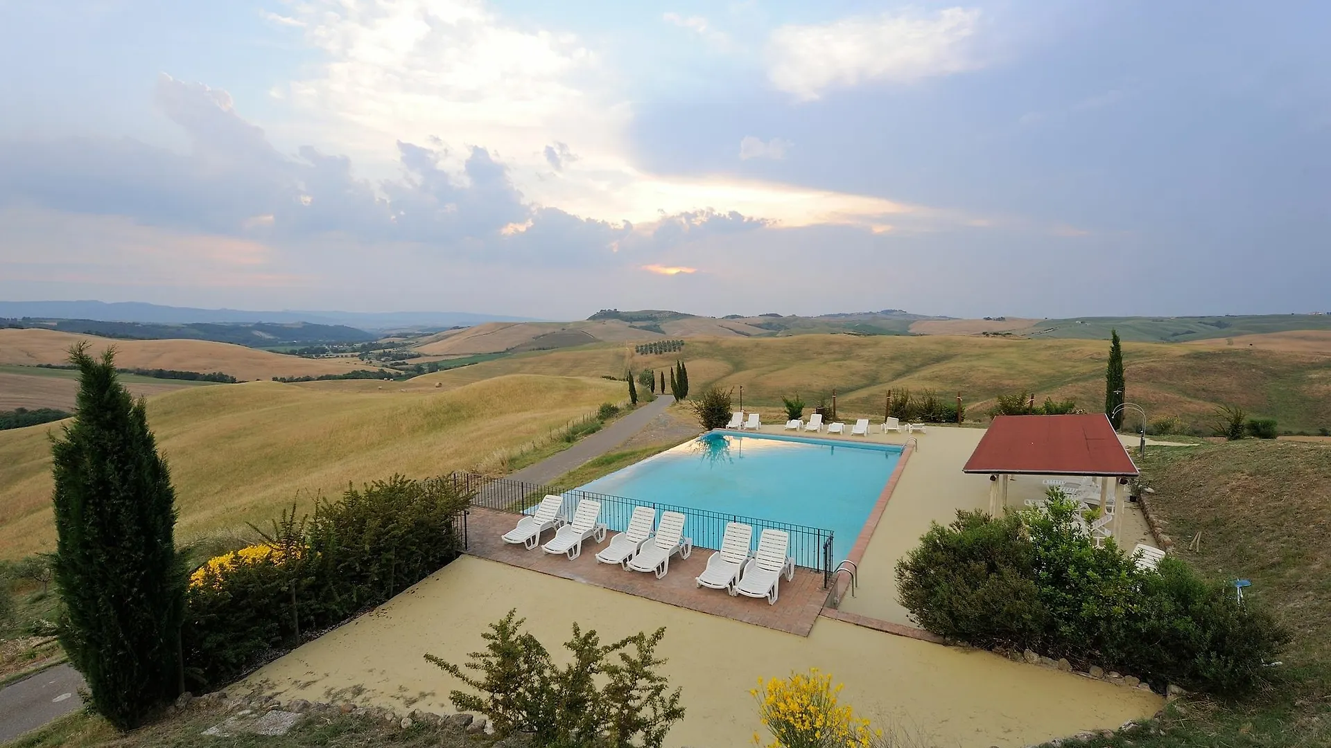 Agrihotel Il Palagetto Volterra 3*,  Italy